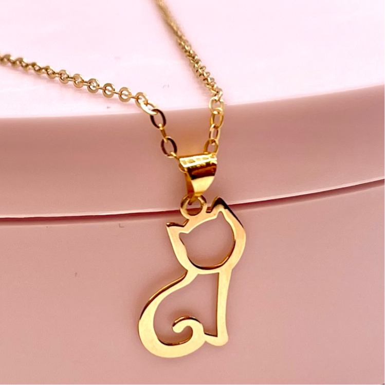 18K solid gold cat pendant