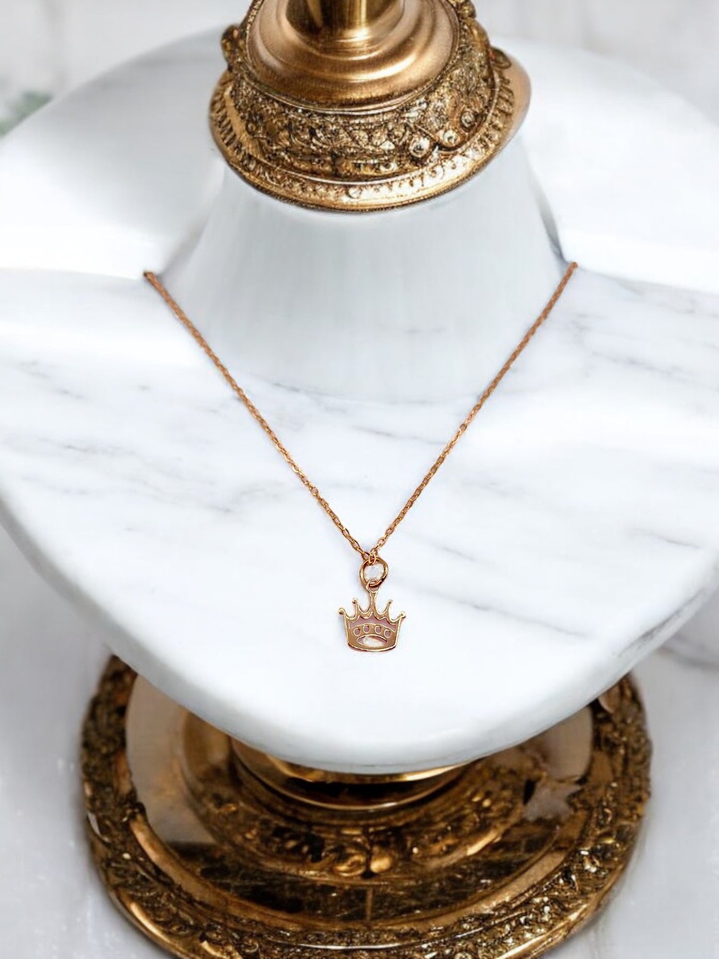 18k solid gold Crown pendant